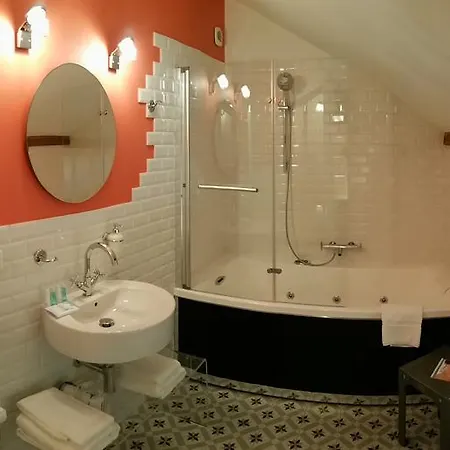 לינה וארוחת בוקר La Sauternaise, Luxury Boutique 4*